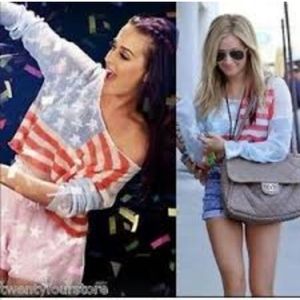 👕 2/$20Sonoma Flag shirt